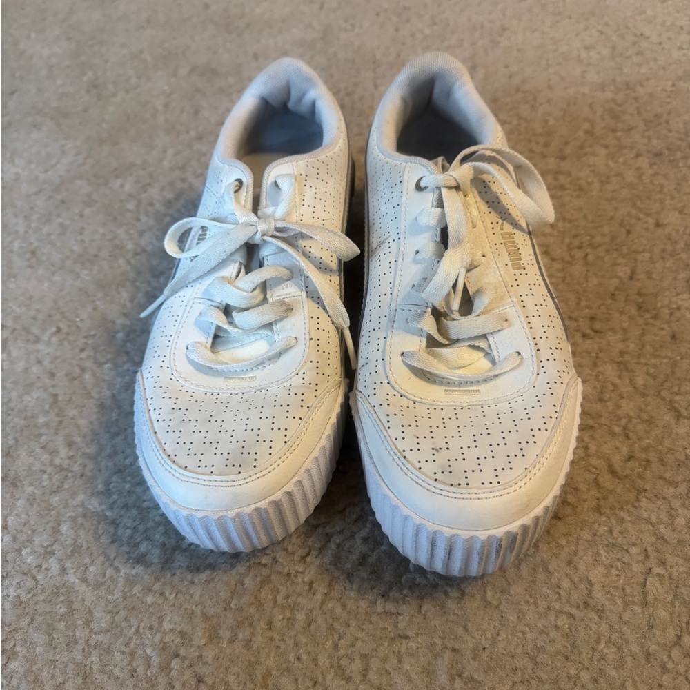 Puma Women’s Cream Sneakers - Picture 2 of 3